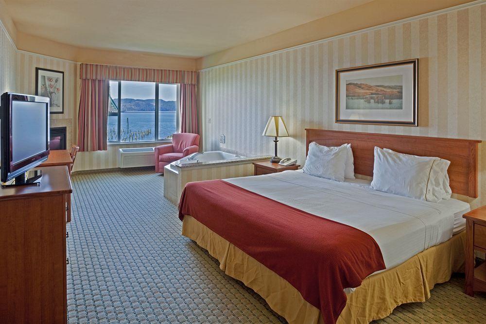 Holiday Inn Express Hotel & Suites Astoria, An Ihg Hotel Habitación foto