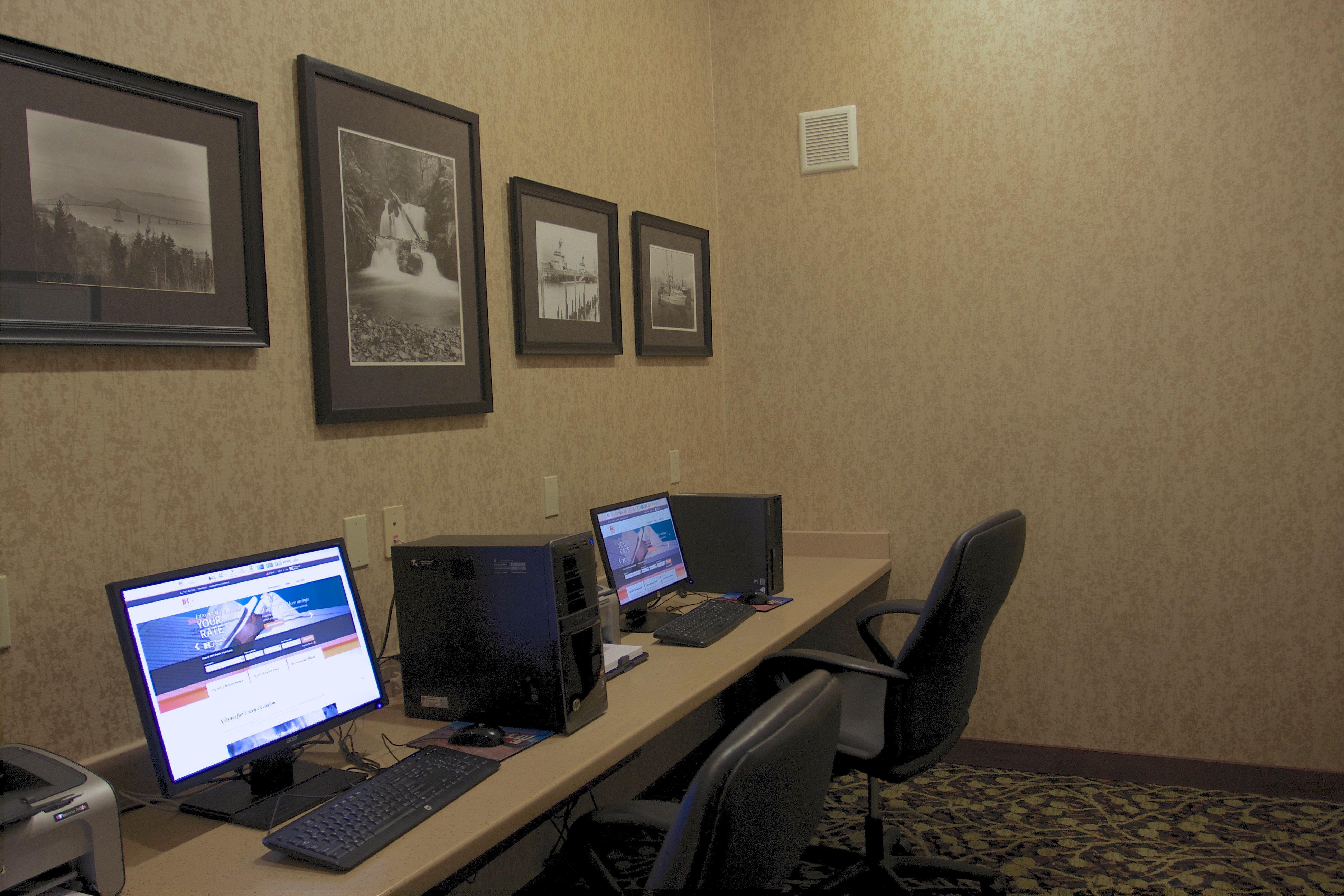 Holiday Inn Express Hotel & Suites Astoria By Ihg Exterior foto